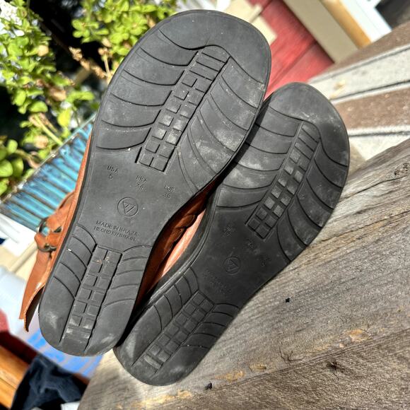 Via Uno Leather Moccasin Boots Womens SZ 5/36 Brazil Handcrafted Boho Minimalist - Picture 7 of 8